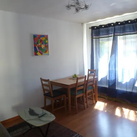 Lägenhet Home4u *